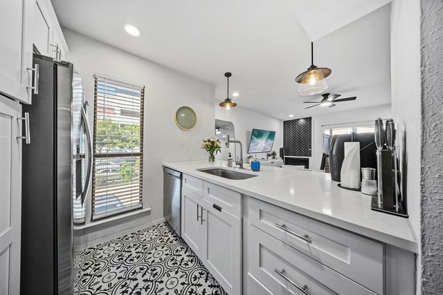 4323 Brown Street 237, Dallas, TX 75219