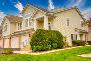 1160 Hawthorne Lane 1160, Elk Grove Village, IL 60007