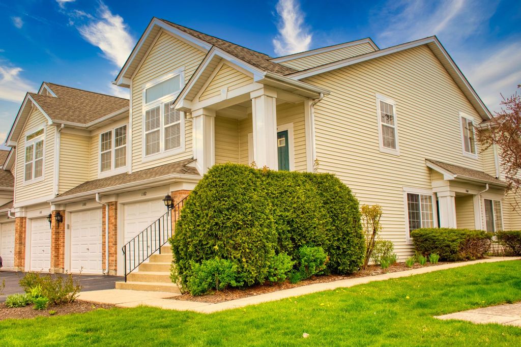 1160 Hawthorne Lane 1160, Elk Grove Village, IL 60007