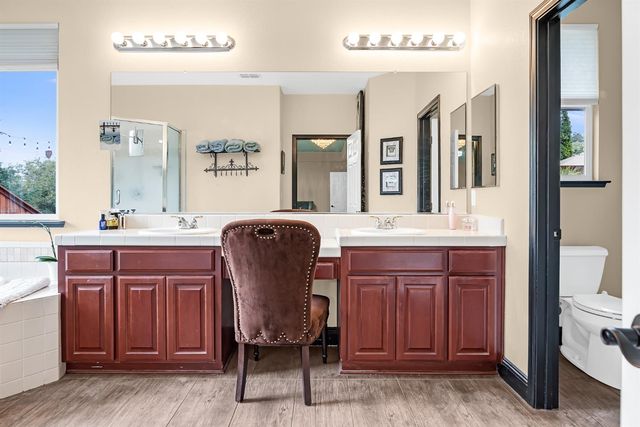 3497 Lambeth Dr, Rescue, CA 95672