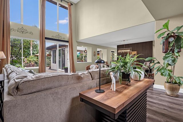 3497 Lambeth Dr, Rescue, CA 95672