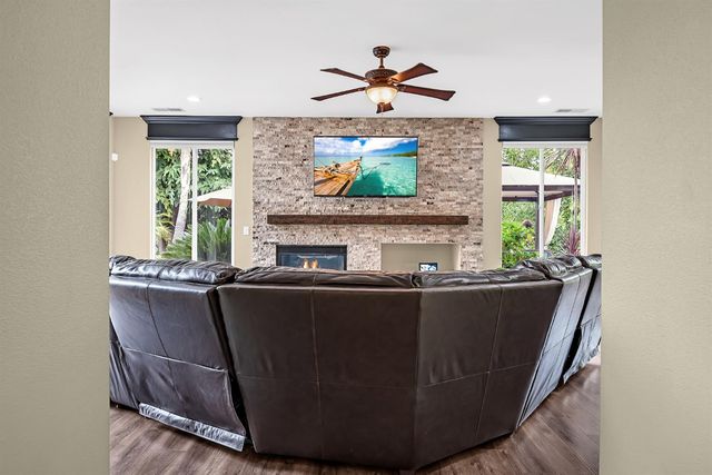 3497 Lambeth Dr, Rescue, CA 95672