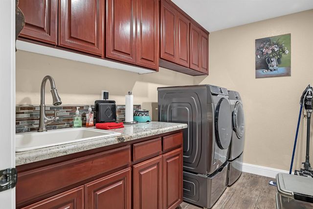 3497 Lambeth Dr, Rescue, CA 95672