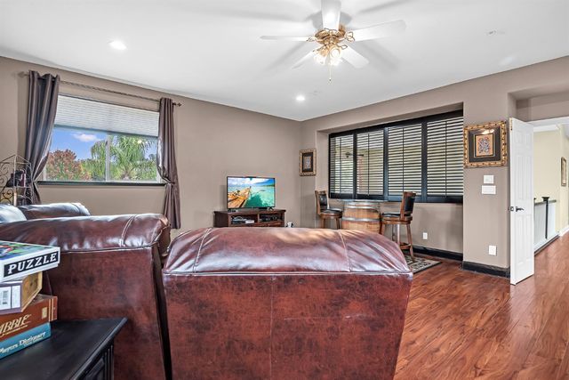 3497 Lambeth Dr, Rescue, CA 95672