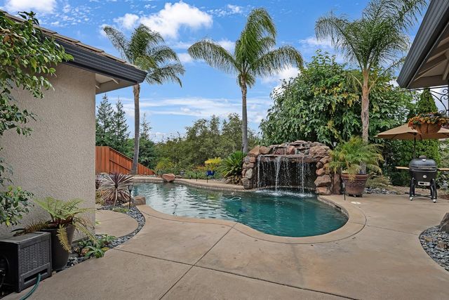 3497 Lambeth Dr, Rescue, CA 95672