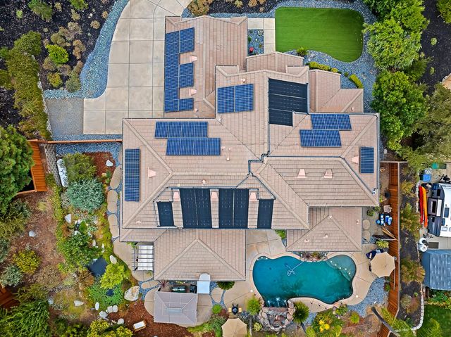 3497 Lambeth Dr, Rescue, CA 95672