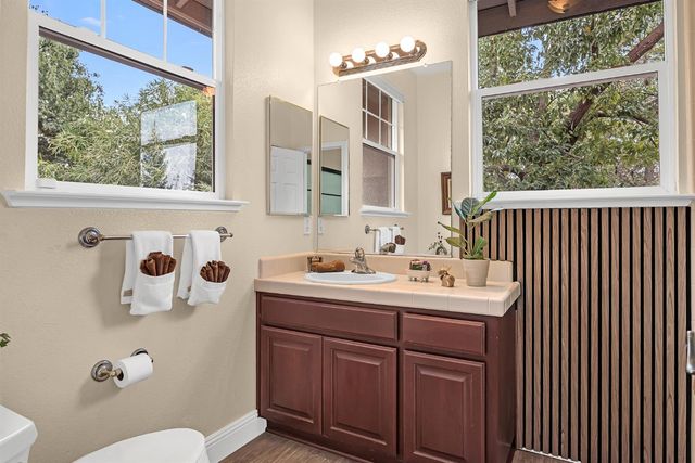 3497 Lambeth Dr, Rescue, CA 95672