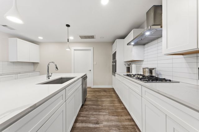 2760 N Hillbrier Circle, Plano, TX 75075