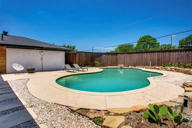 2760 N Hillbrier Circle, Plano, TX 75075