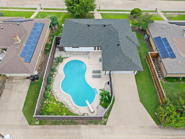 2760 N Hillbrier Circle, Plano, TX 75075
