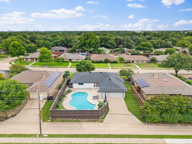 2760 N Hillbrier Circle, Plano, TX 75075