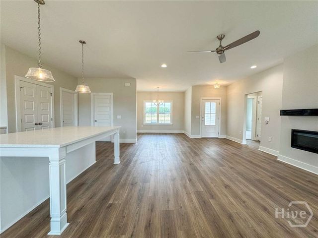 362 Cottage Loop, Midway, GA 31320