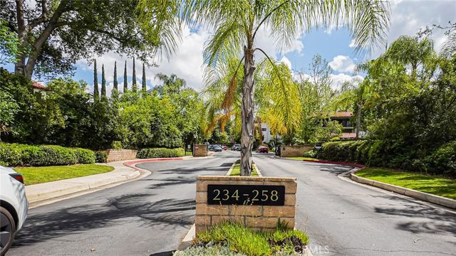 250 E Fern Avenue 210, Redlands, CA 92373