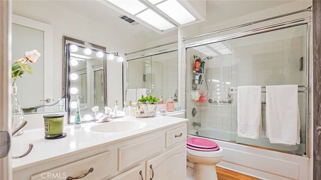 250 E Fern Avenue 210, Redlands, CA 92373