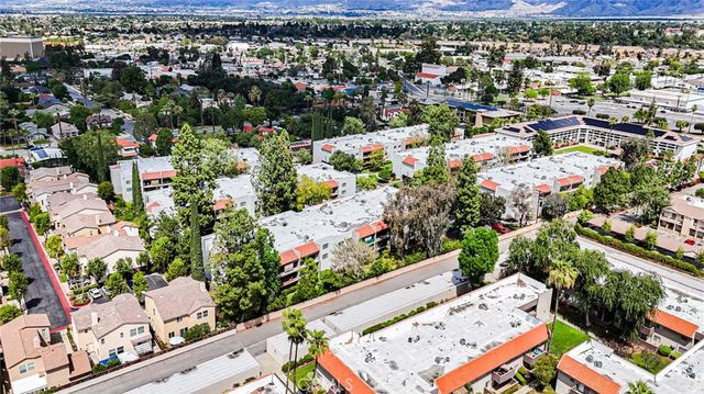 250 E Fern Avenue 210, Redlands, CA 92373