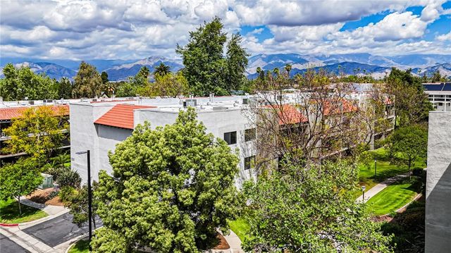 250 E Fern Avenue 210, Redlands, CA 92373