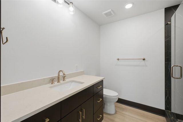 217 NE H Street, Bentonville, AR 72712