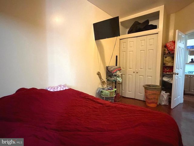 2401 N ORKNEY ST, Philadelphia, PA 19133