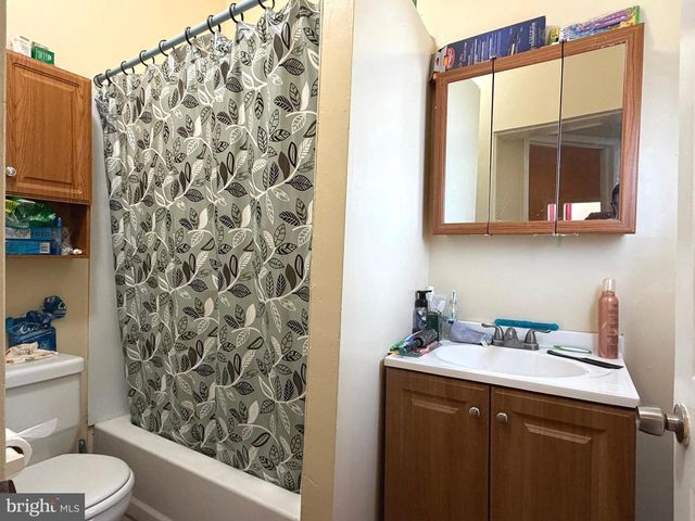 2401 N ORKNEY ST, Philadelphia, PA 19133