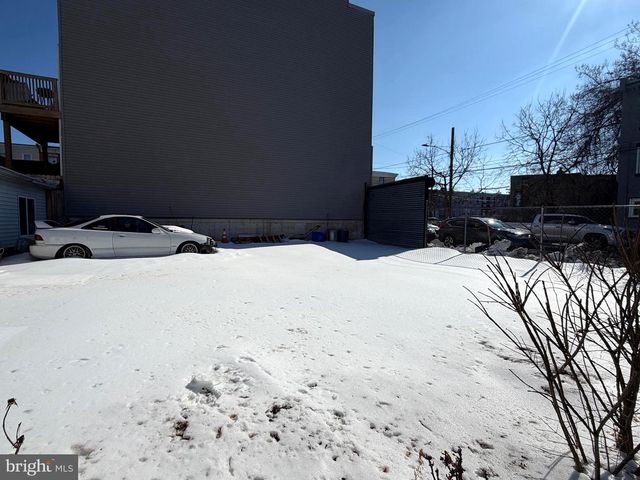 2401 N ORKNEY ST, Philadelphia, PA 19133