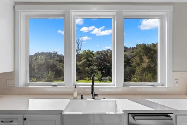 2747 Via Del Robles, Fallbrook, CA 92028