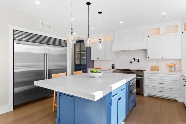 2747 Via Del Robles, Fallbrook, CA 92028