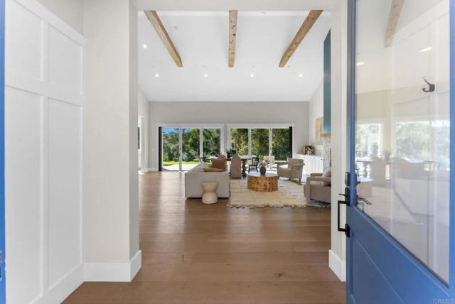 2747 Via Del Robles, Fallbrook, CA 92028