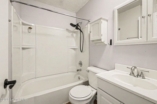 3606 Stacy Ct, Louisville, KY 40214