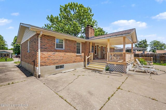3606 Stacy Ct, Louisville, KY 40214