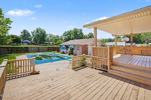 3606 Stacy Ct, Louisville, KY 40214