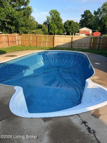 3606 Stacy Ct, Louisville, KY 40214
