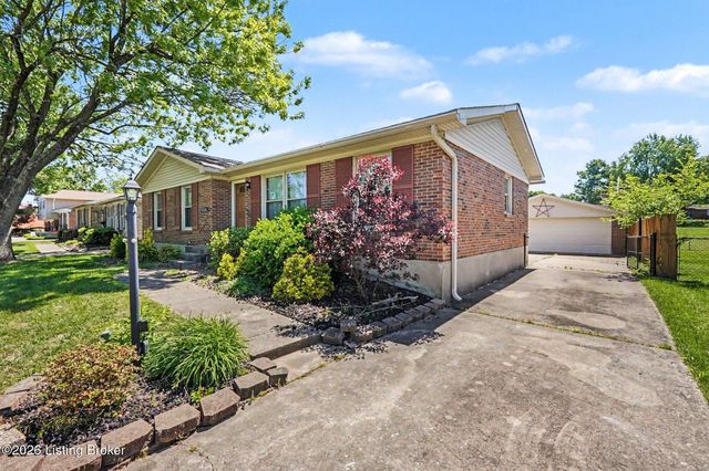 3606 Stacy Ct, Louisville, KY 40214