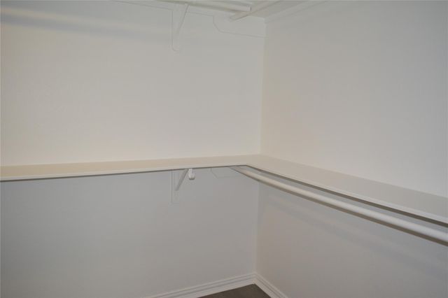 40 County Road 3577, Cleveland, TX 77327