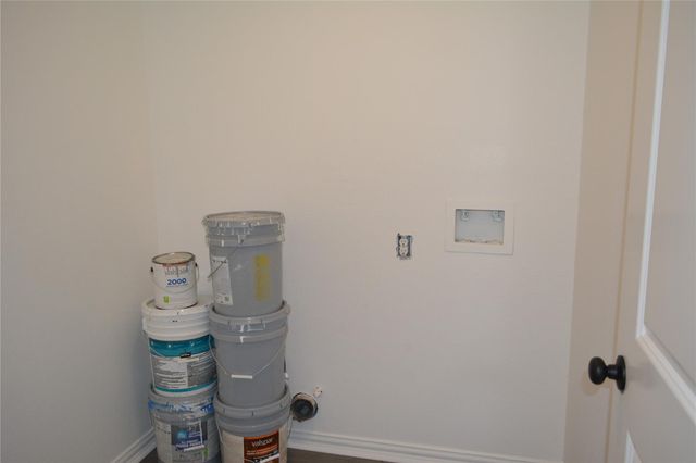 40 County Road 3577, Cleveland, TX 77327