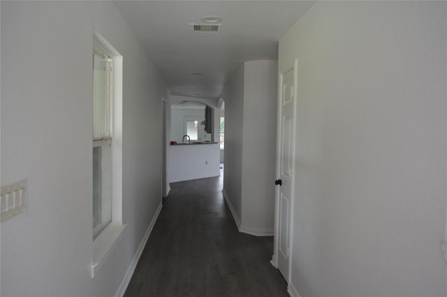 40 County Road 3577, Cleveland, TX 77327