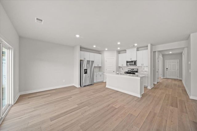 831 Penfold Point, Wellford, SC 29385