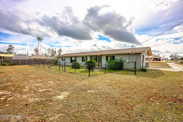 3121 Douglas Road, Panama City, FL 32405