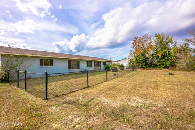 3121 Douglas Road, Panama City, FL 32405