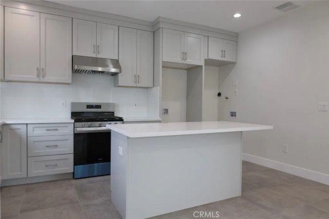 8171 Orangewood, Stanton, CA 90680