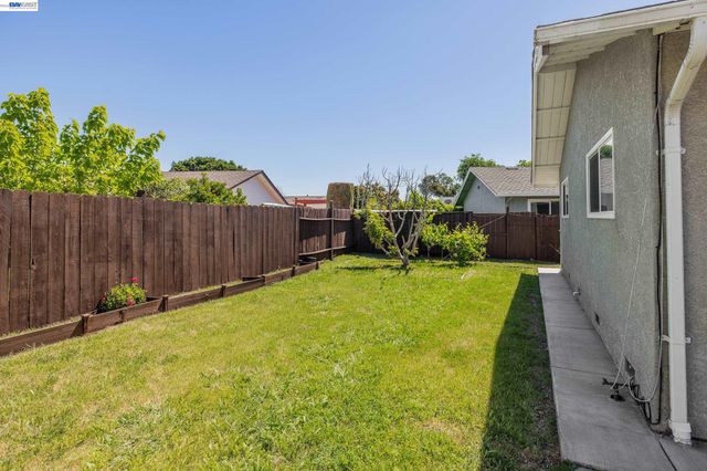 2449 Almaden Blvd, Union City, CA 94587