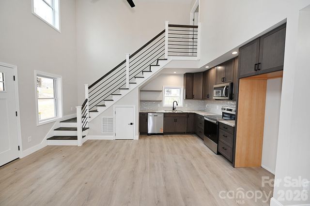 1135 Apple Lane, Granite Falls, NC 28630