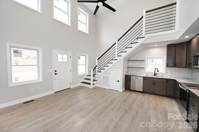 1135 Apple Lane, Granite Falls, NC 28630