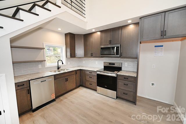 1135 Apple Lane, Granite Falls, NC 28630