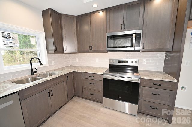 1135 Apple Lane, Granite Falls, NC 28630