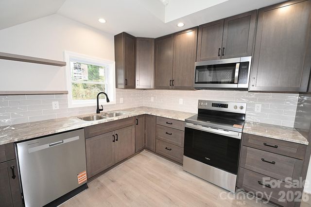 1135 Apple Lane, Granite Falls, NC 28630