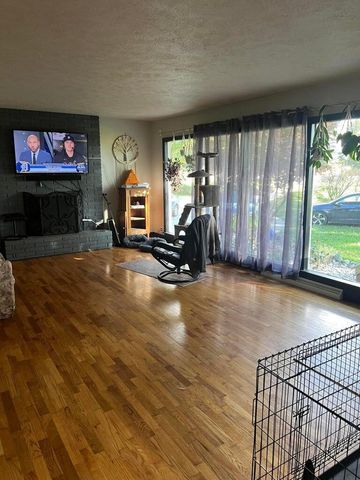 11834 W Carson city road Road, Greenville, MI 48838