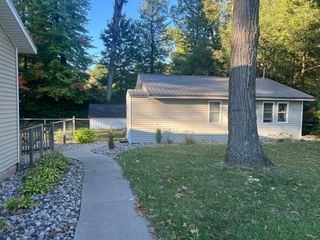 11834 W Carson city road Road, Greenville, MI 48838