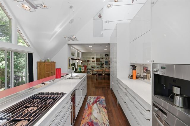 51 Deer Path, Hudson, MA 01749