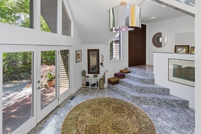 51 Deer Path, Hudson, MA 01749