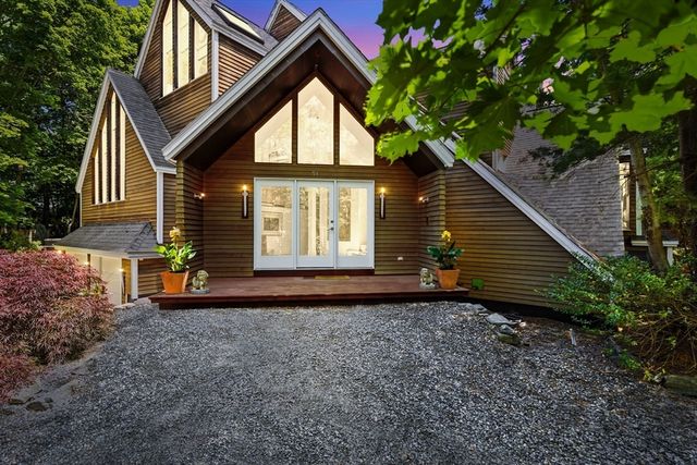 51 Deer Path, Hudson, MA 01749